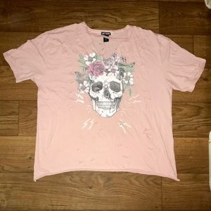 💥FLASH SALE💥Floral skull v cutout choker T-shirt